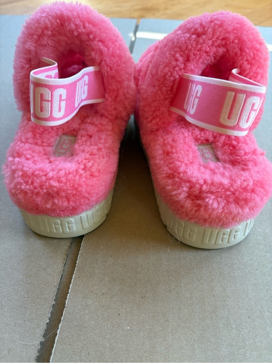 UGG Shoes - UGG Women’s Fluff Platform Slippers